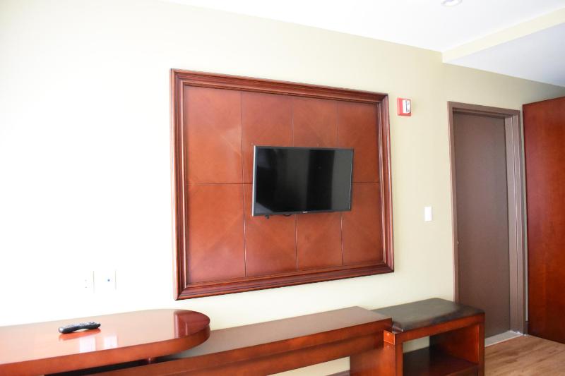 King Room image 3