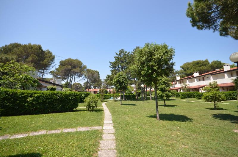 Two-Bedroom Villa image 3