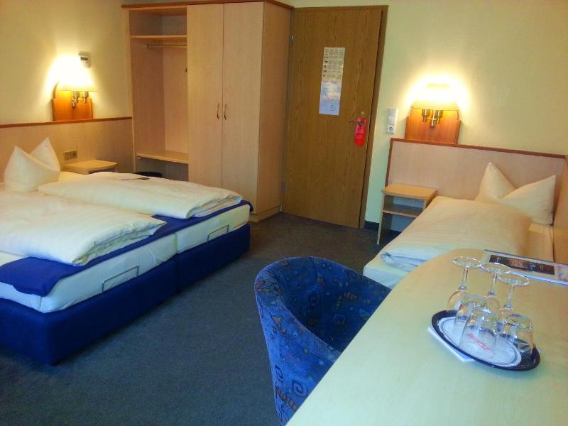 Triple Room image 1