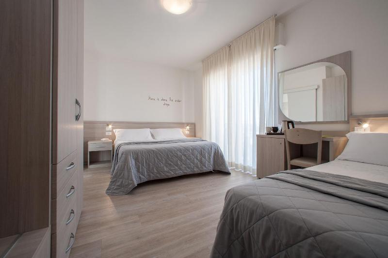 Triple Economy Room with Bathroom image 4