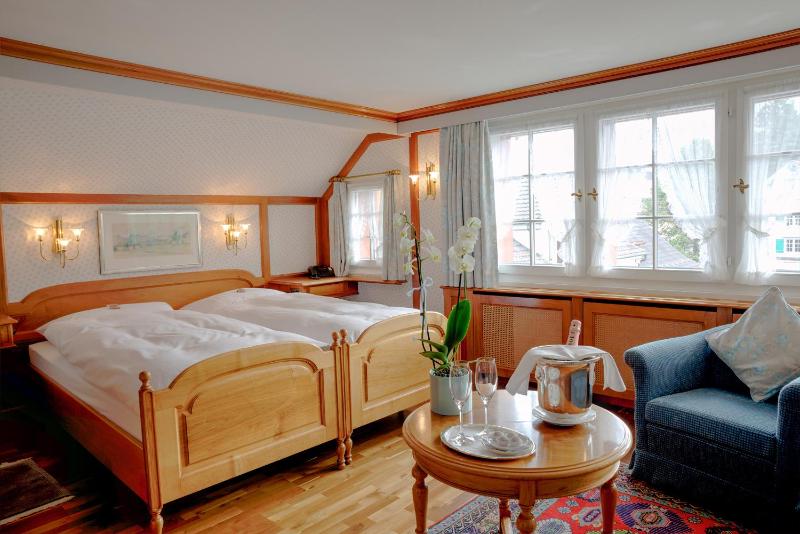 Romantic Double Room image 2