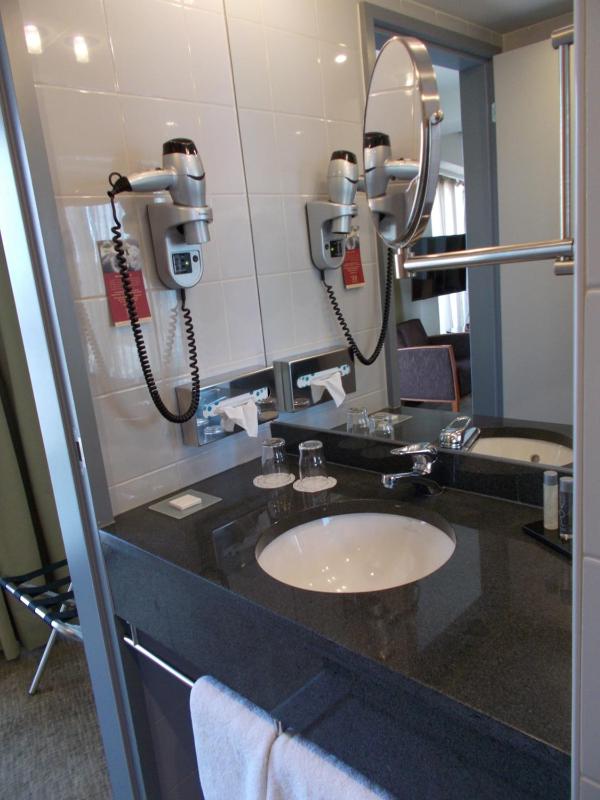 Suite with Terrace image 4