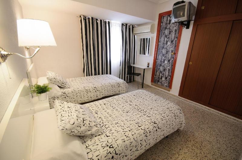Hostal On Dormire Valencia - image 4