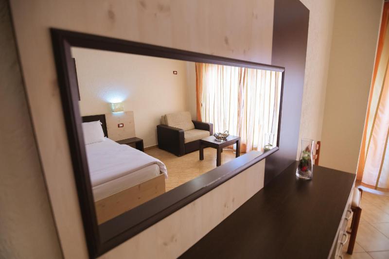 Hotel Ibiza - image 10