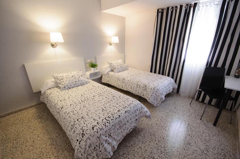 Hostal On Dormire Valencia - image 16