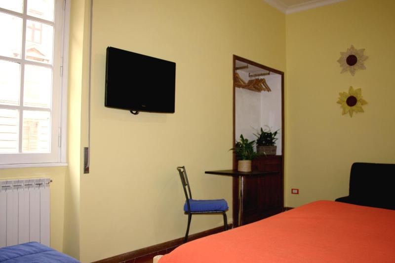 Double Room image 2