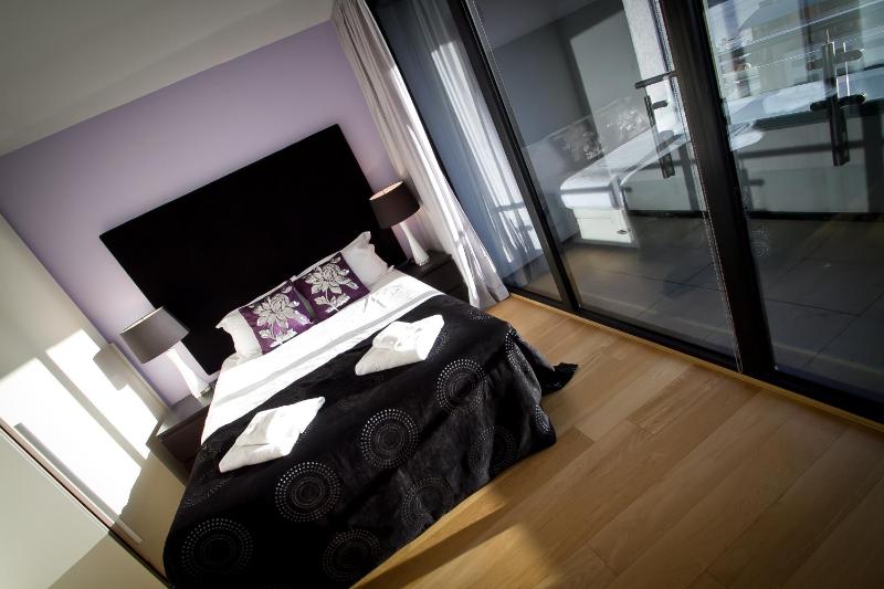 One-Bedroom Apartment (2 Adults) image 2