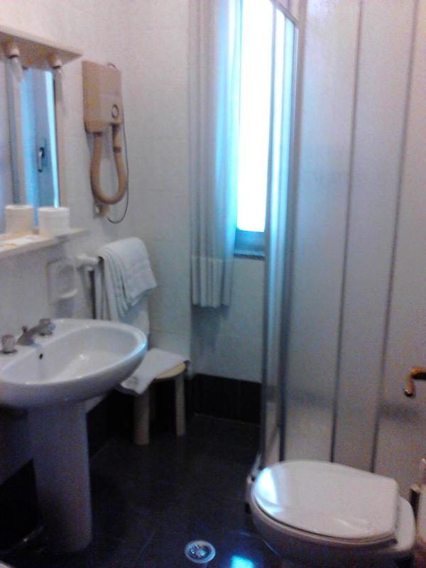 Triple Room image 2