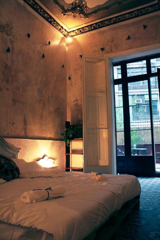 Twin Room image 2