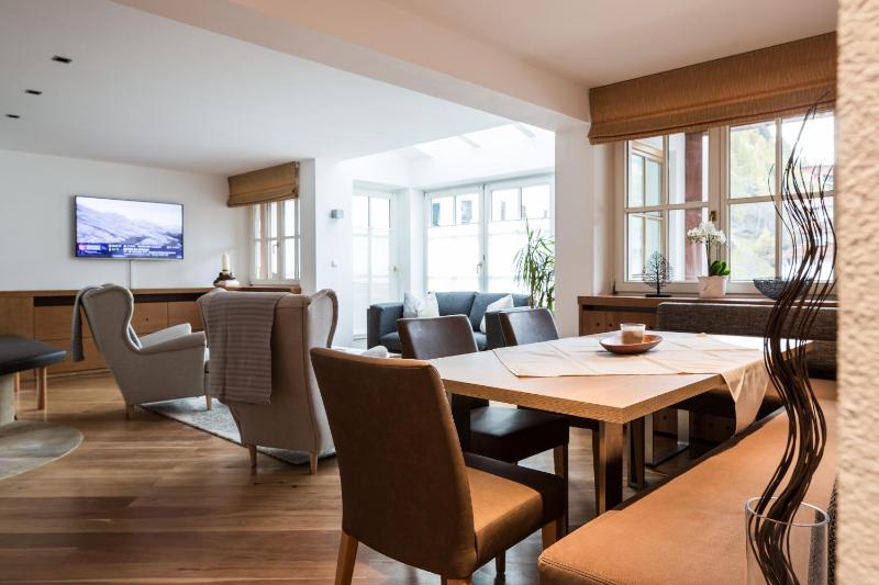 Deluxe Apartment image 3