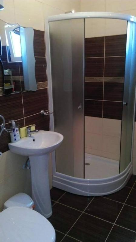 Studio Apartment image 2