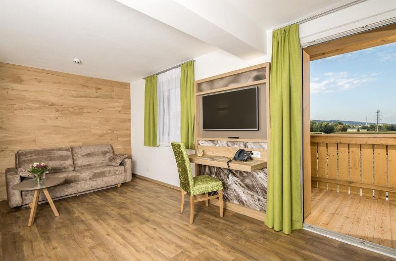 Comfort Triple Room image 2