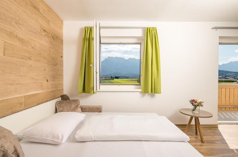 Comfort Triple Room image 3