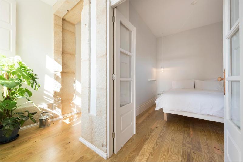 BmyGuest - Porto Design Central Apartment - image 15