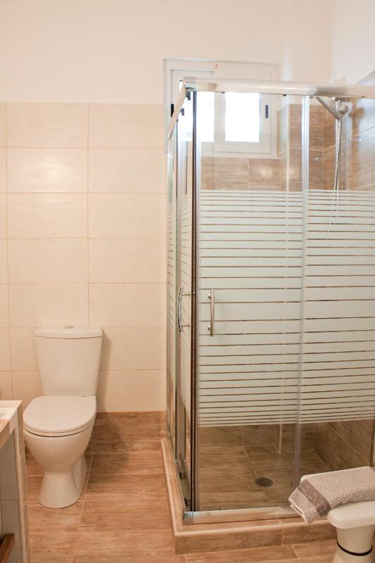 Double or Twin Room with Sea View image 4