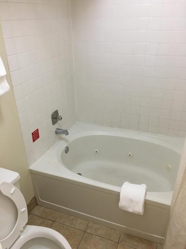 Double Room with Two Double Beds - Smoking image 4