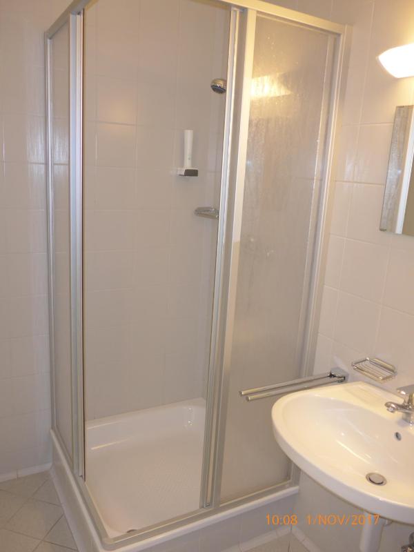 Double Room image 2