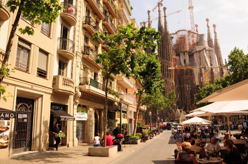 Gaudi Sagrada Familia - image 1