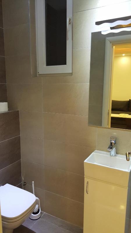 De Luxe Republic Square Apartment of 100sqm - image 13