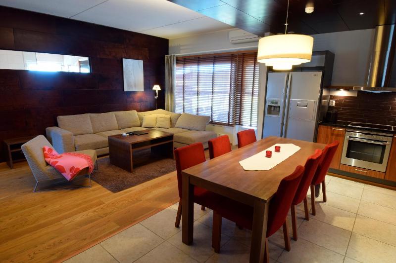 One-Bedroom Apartment with Sauna image 4