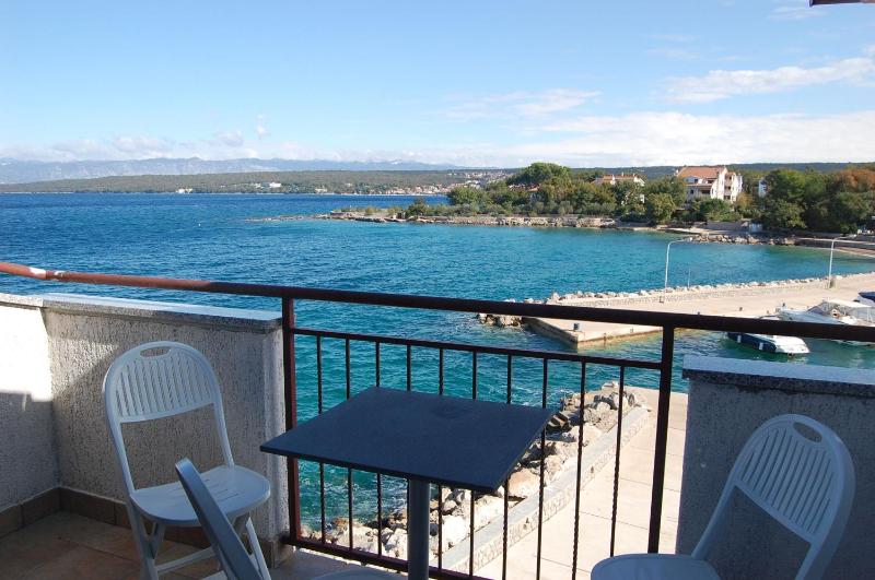 Apartment with Sea View image 3