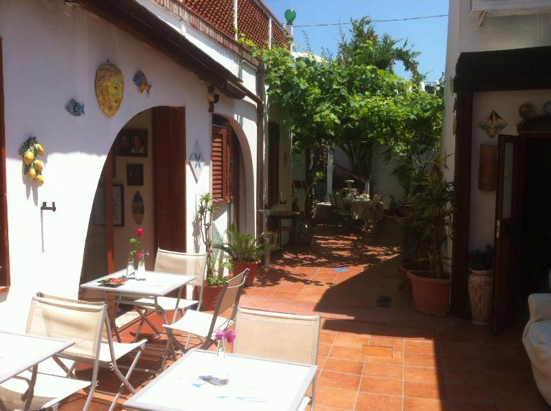 Beach Hotel 14Leoni b&b - image 40