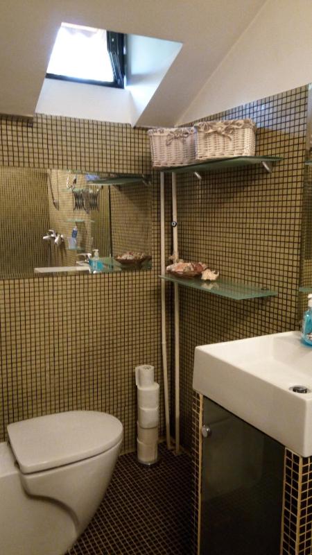 Studio Apartment image 2