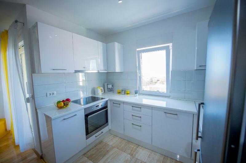 Apartment Luka - image 19