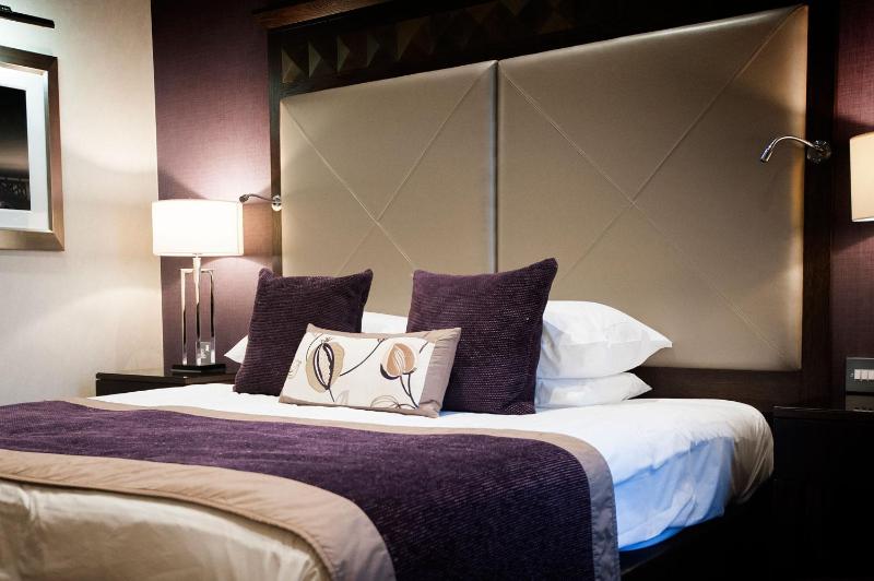 Standard Superior Room (No Sea View) image 4