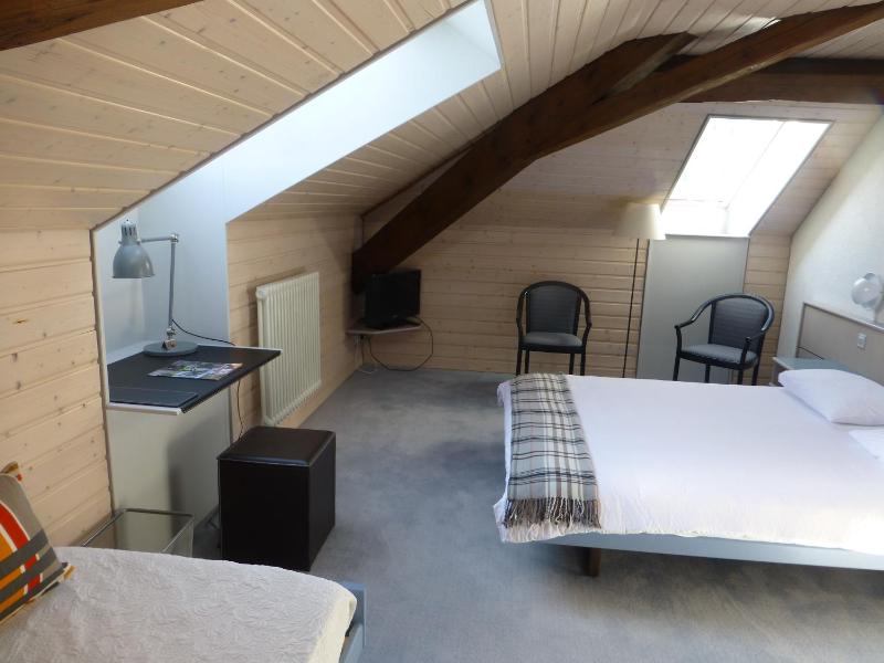 Double Room image 4