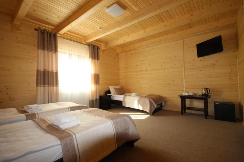 Family Hotel Kaskad - image 7