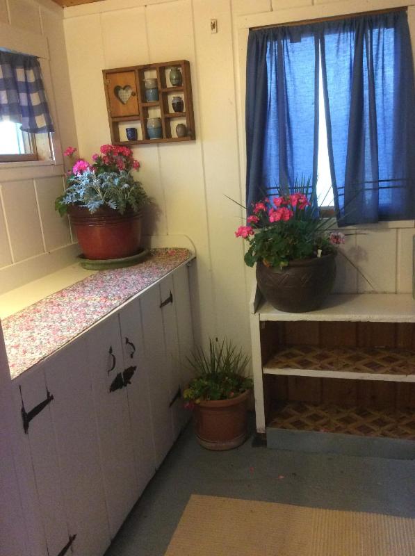 Cottage - Not Pet Friendly image 3