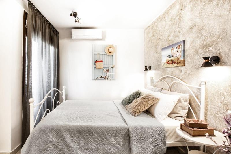 Asprolithos Studios - image 18