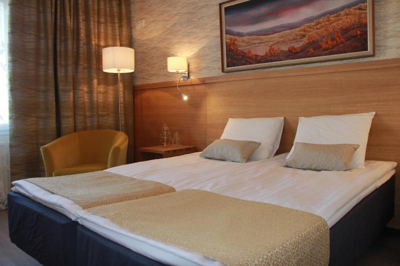 Superior Twin Room image 1