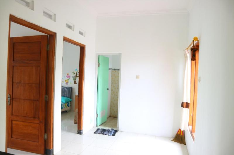Rajawali Guesthouse - image 6