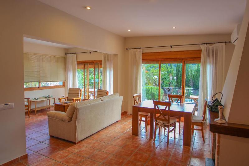Pedro - two story holiday home villa in El Portet - image 18