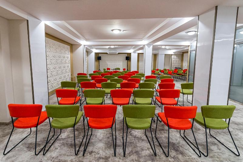 Prestige Boutique Hotel Craiova - image 7