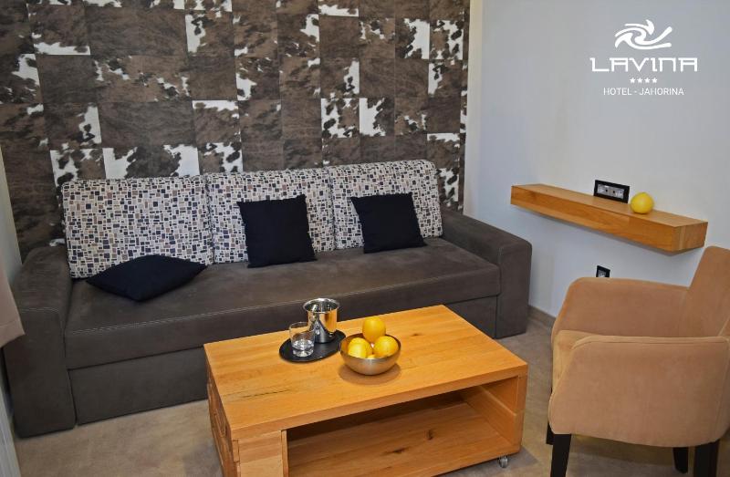 Junior Suite with Mountain View image 2