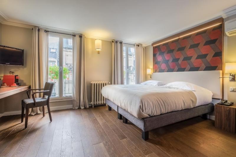 Apartment with Kitchenette image 4