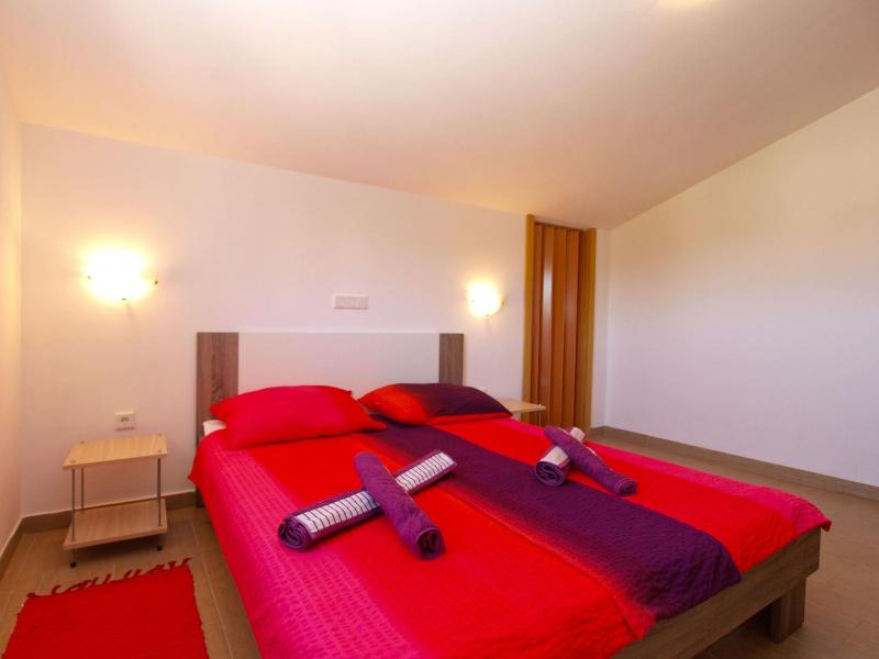 Apartment image 4