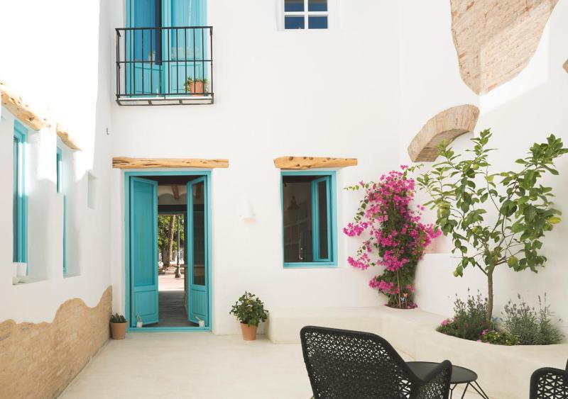 Apartment with Terrace image 1