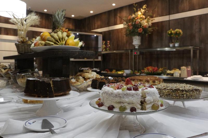Hotel Blumenau by Pires - Balneário Camboriú - image 15