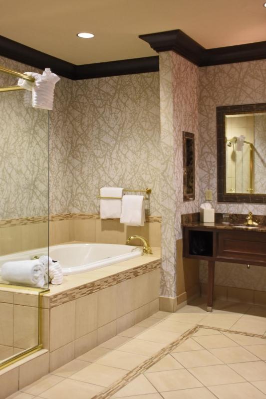 Suite image 3