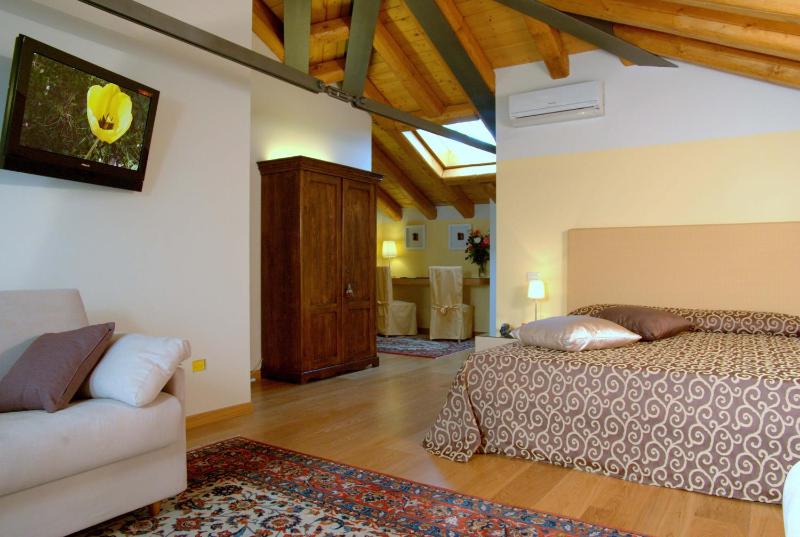 Junior Suite image 3