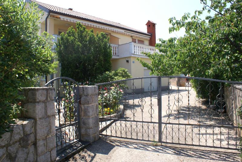 Apartments Nikola - image 28