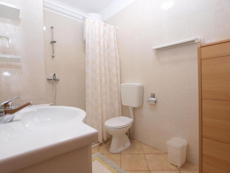 Apartment image 2