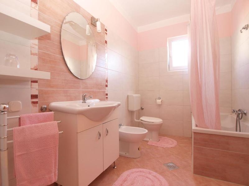 Apartment image 2