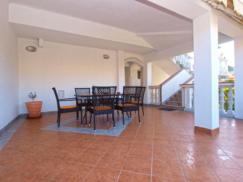 Apartment image 2
