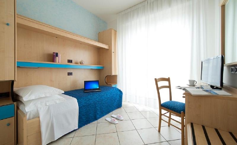 Single Room with Balcony image 1