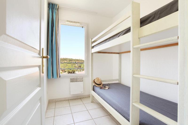3 Bedroom Apartment image 2